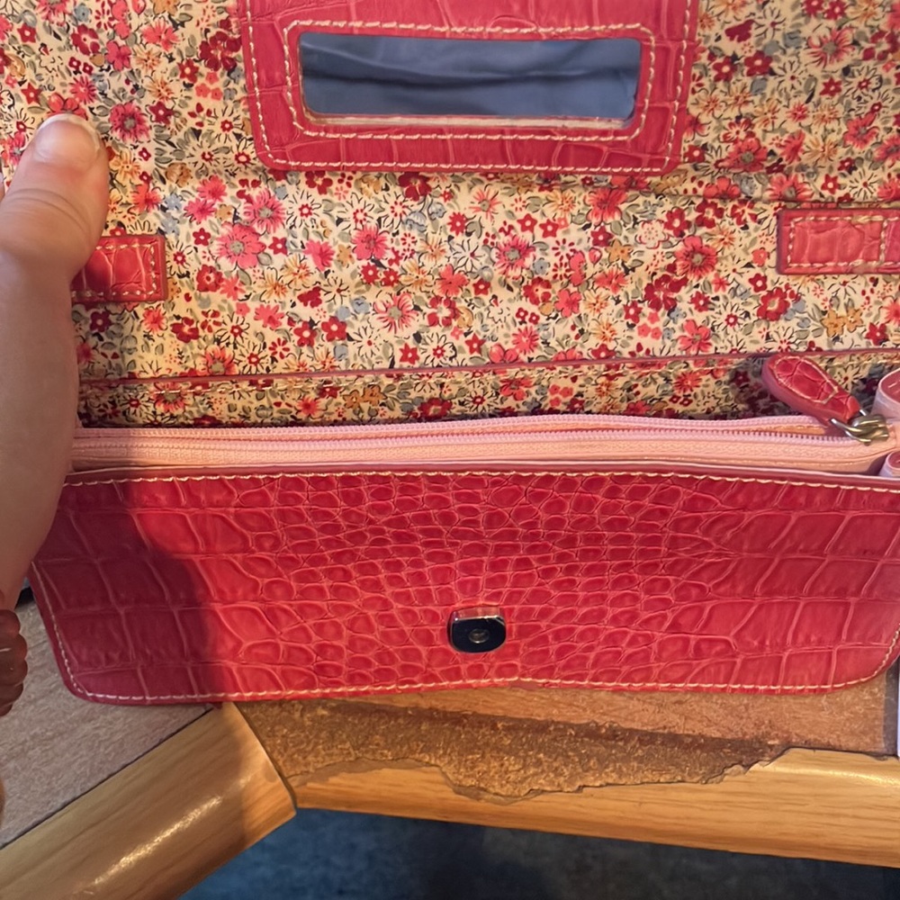 Purse! - Picture 2 of 5